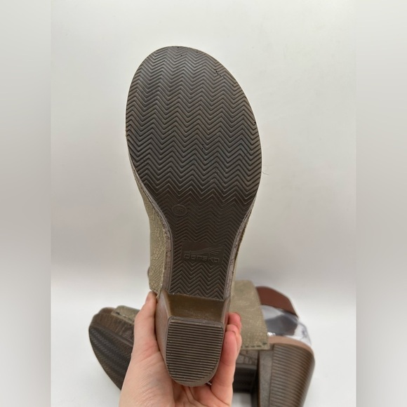 Dansko 'Reggie' leather taupe & Brown Leather peep toe  heeled clog sandal 38 - Picture 8 of 13